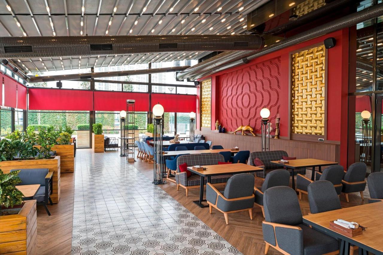 Sheraton Grand Istanbul Atasehir Exterior foto