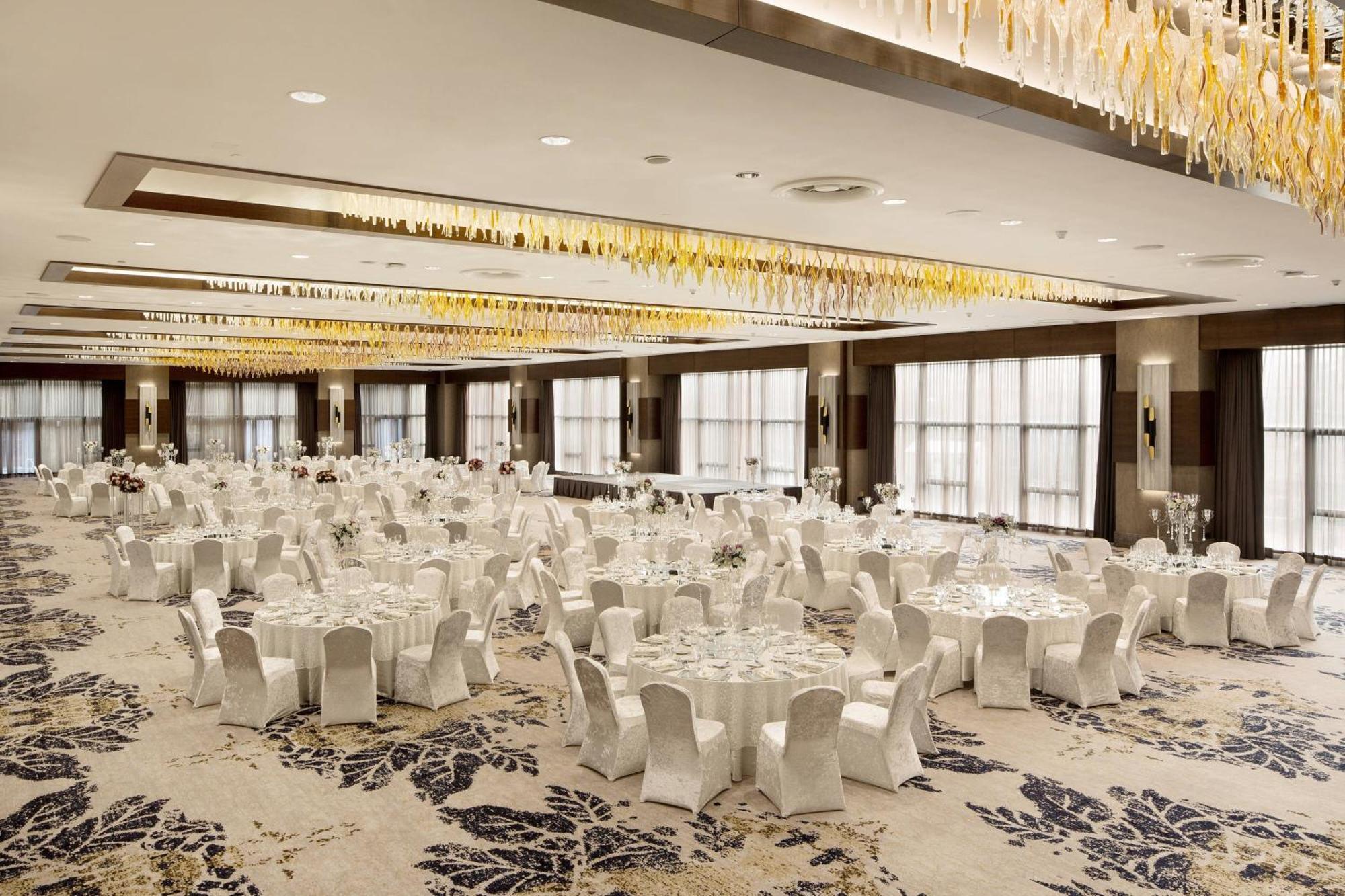 Sheraton Grand Istanbul Atasehir Exterior foto