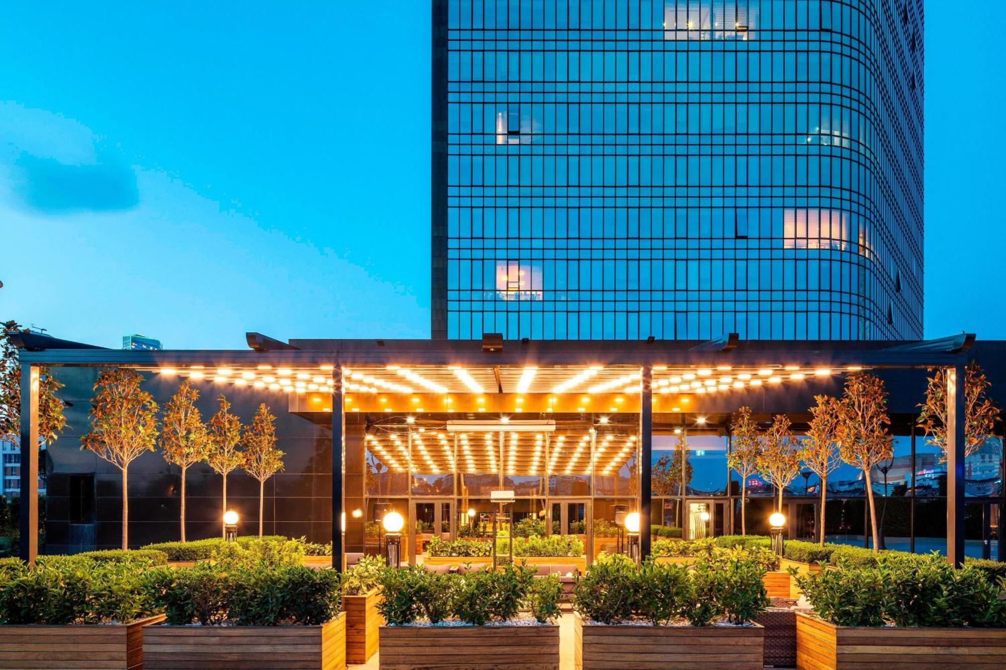 Sheraton Grand Istanbul Atasehir Exterior foto