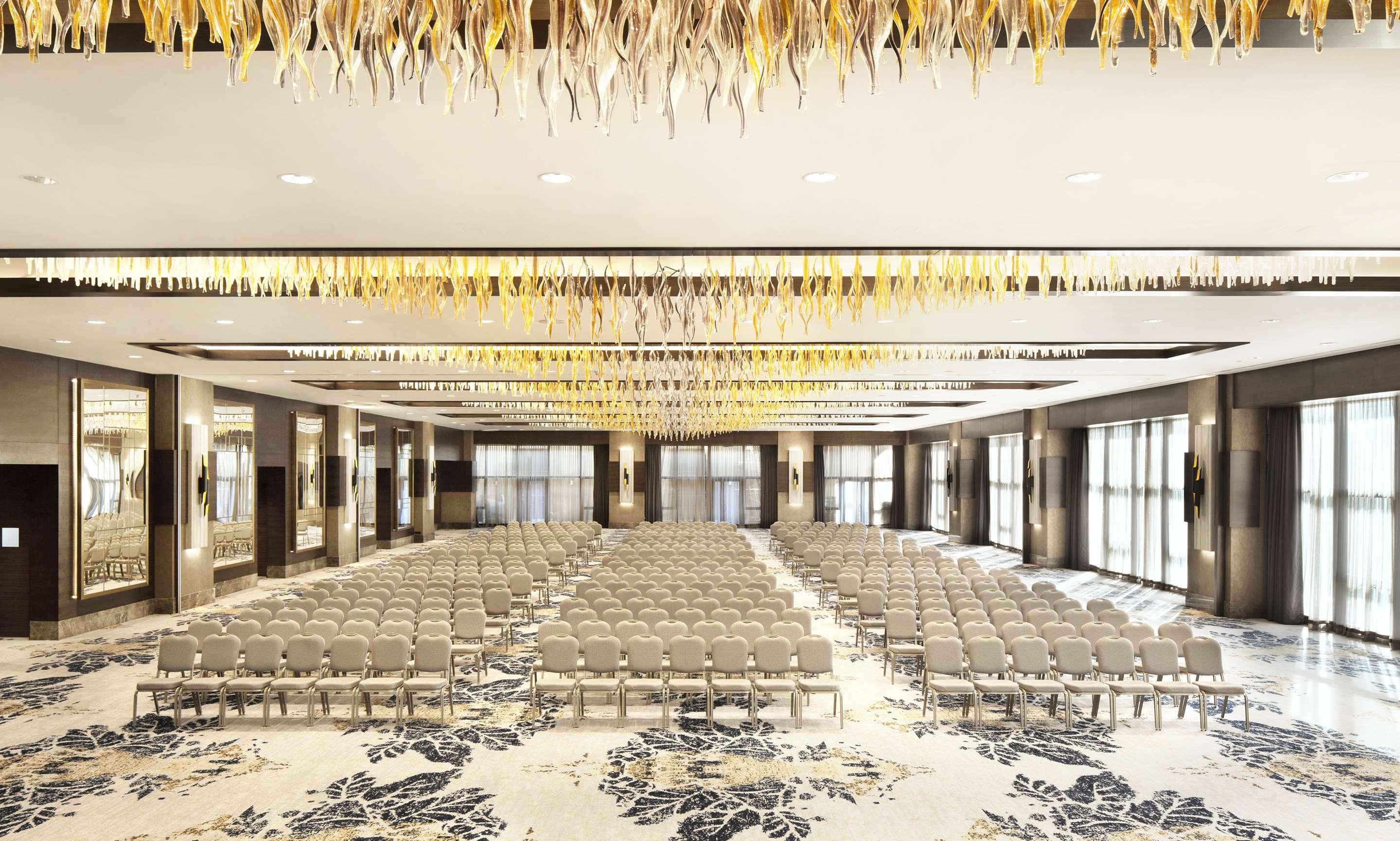 Sheraton Grand Istanbul Atasehir Exterior foto